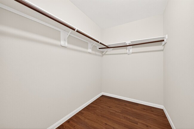 Building Photo - 5943 Stockholm Ct