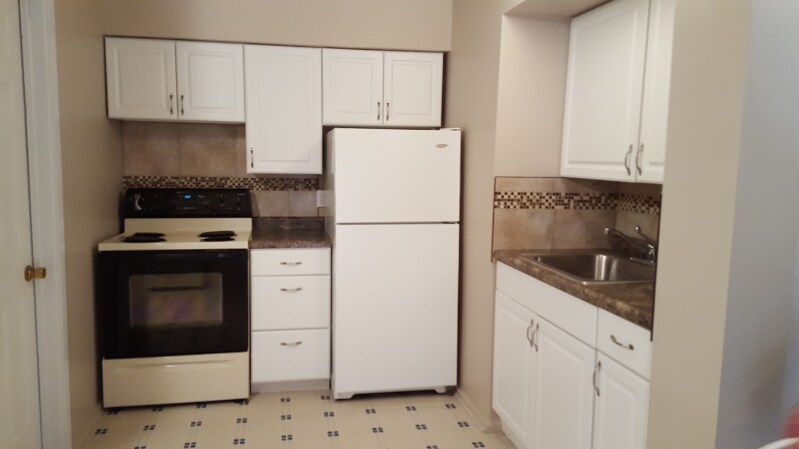 Primary Photo - 418 State Ave N