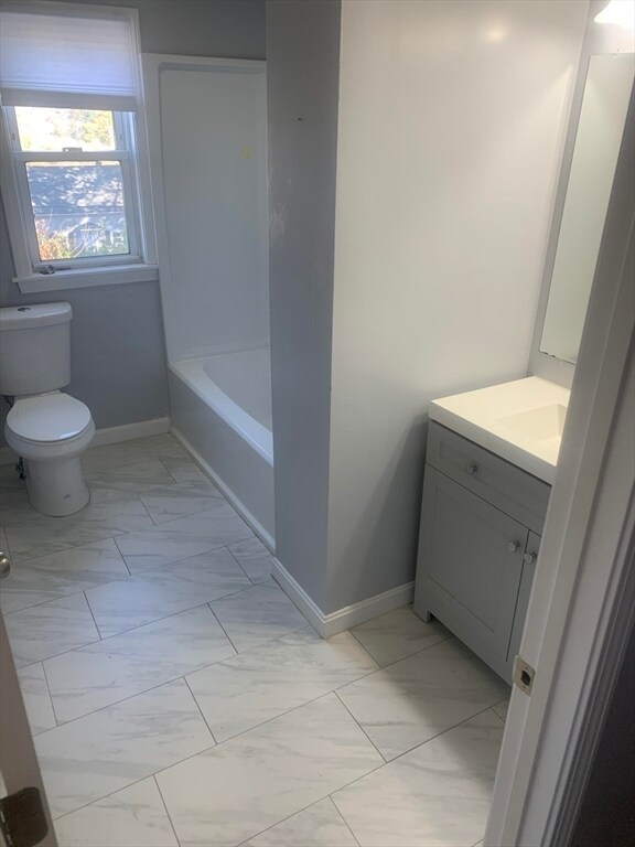 Building Photo - 30 Hemans St