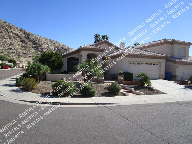 Building Photo - 15007 S 13th Pl