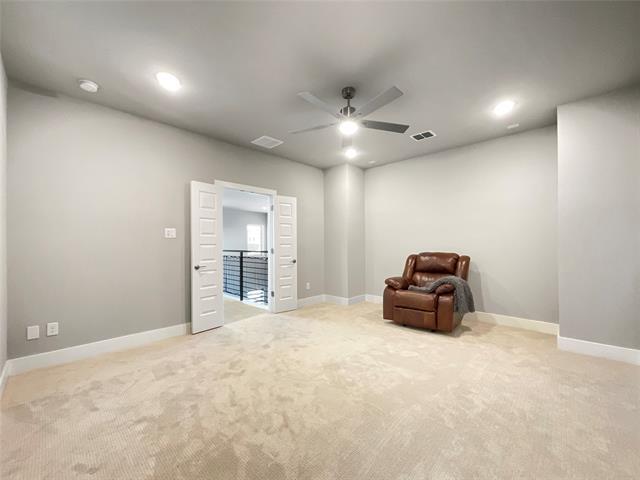 Building Photo - 5910 Enclave Dr