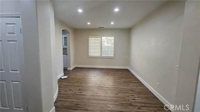 Building Photo - 2566 Pearblossom St