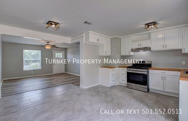 Building Photo - 91 White Oak Ln