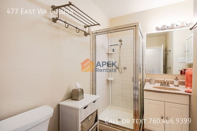 Building Photo - 477 E Vía Colusa