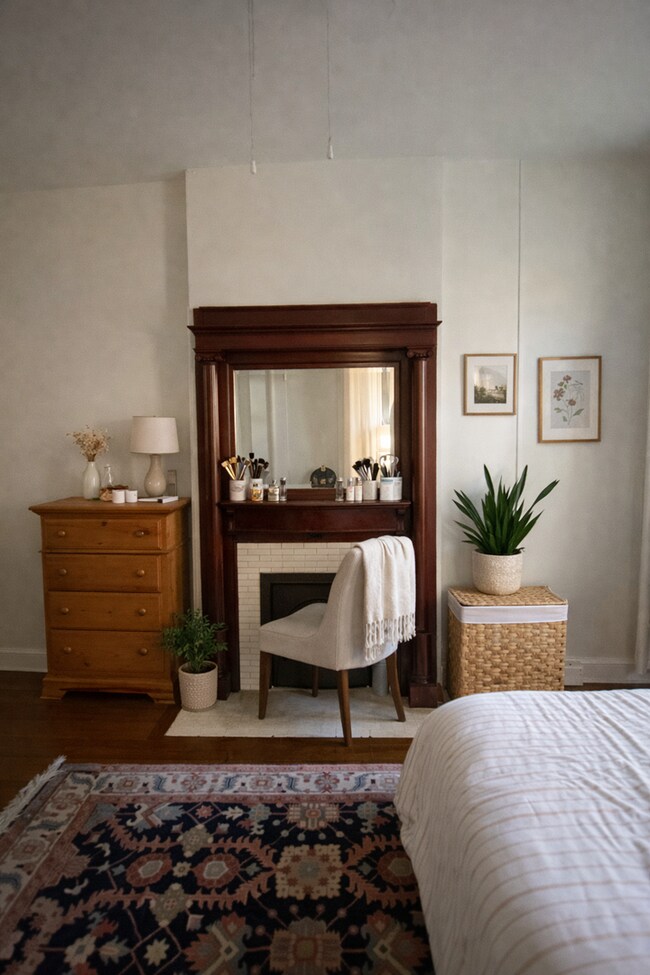 Building Photo - 312 S Upper St