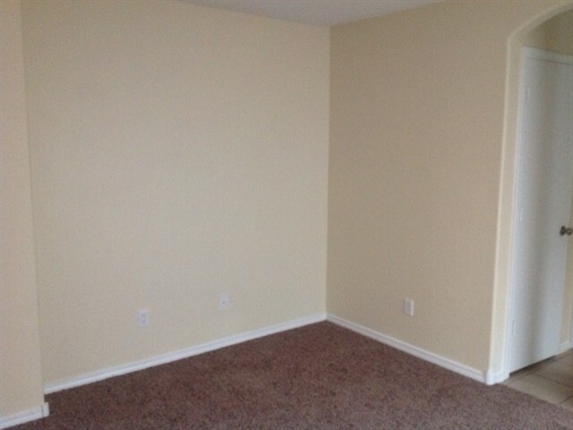 Building Photo - 8023 Vinemont Pl NW