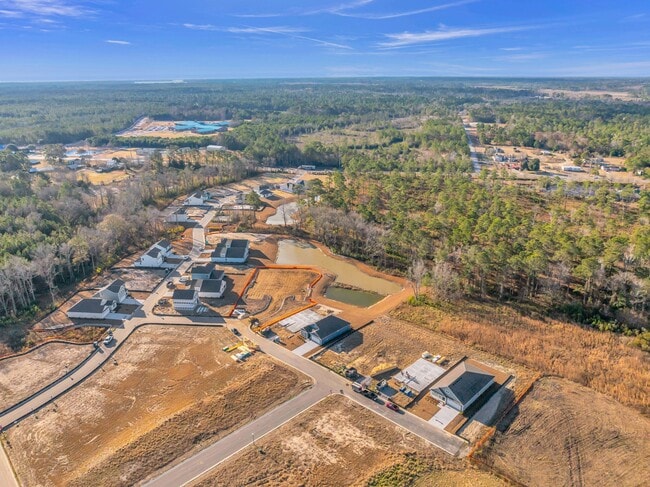 Building Photo - 514 Silky Oak Dr SE