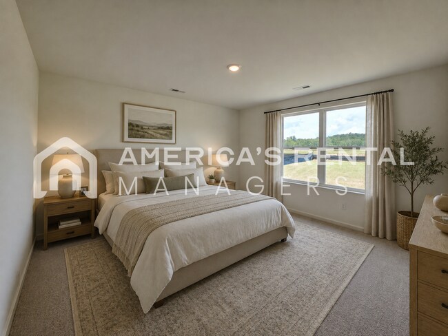 Building Photo - 556 Saddlewood Bnd