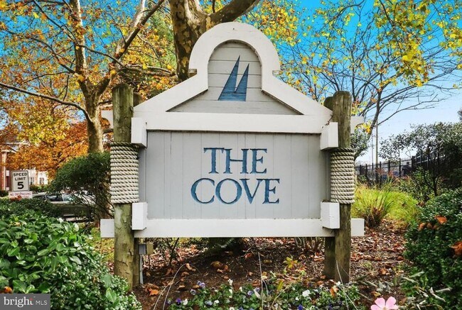 Building Photo - 3151 Covewood Ct