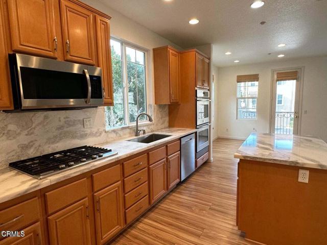 Building Photo - 1350 Bayside Cir