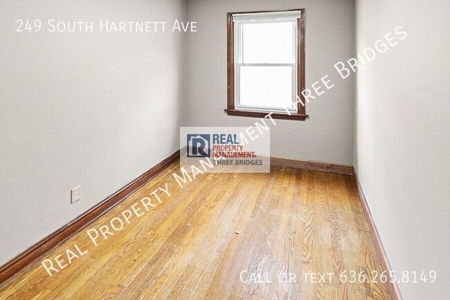 Building Photo - 249 S Hartnett Ave