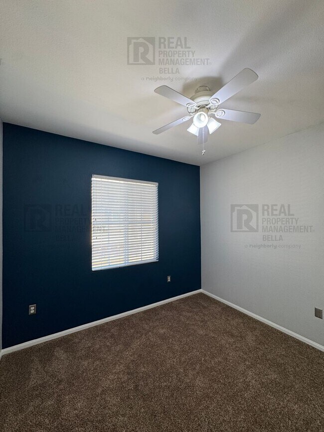 Building Photo - Resort-Style Living Awaits in This Spacious Canyon Hills 3-Bedroom Condo