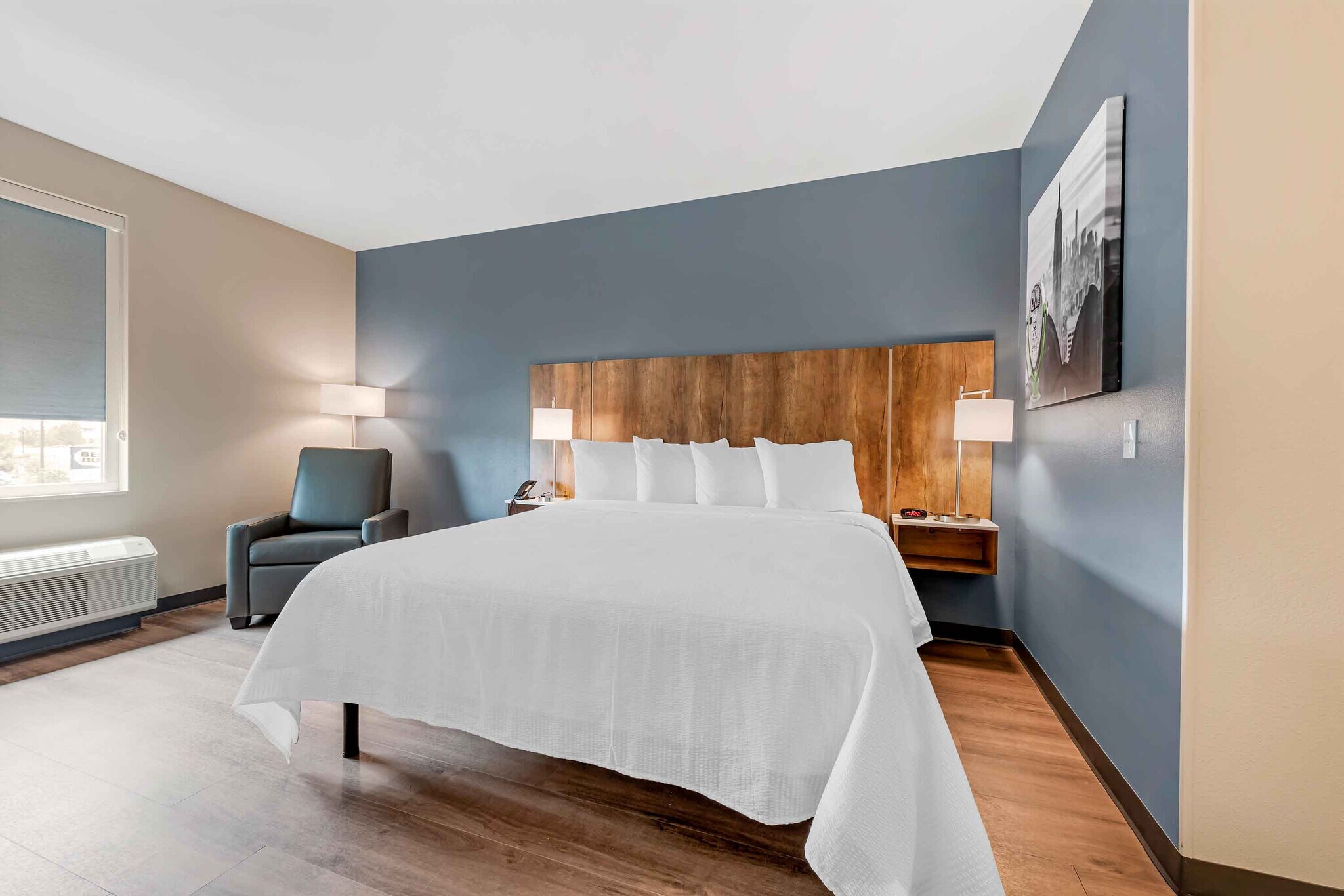 Building Photo - Furnished Studio-Jacksonville - Airport
