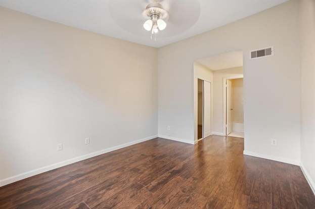 Building Photo - 10555 Turtlewood Ct