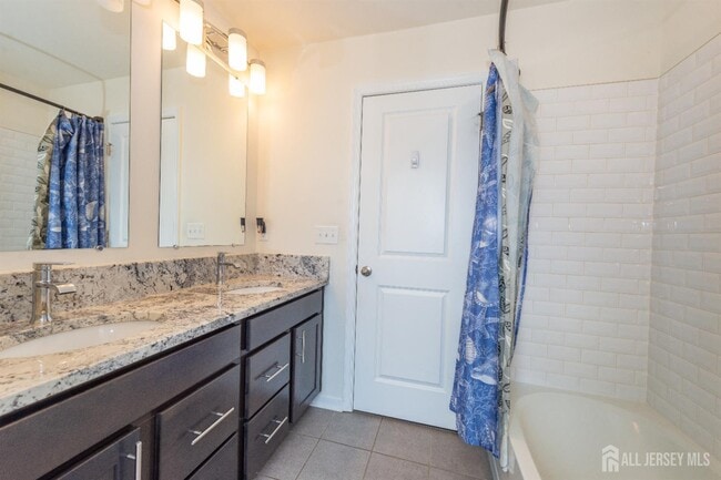 Building Photo - 601 Charleston Dr