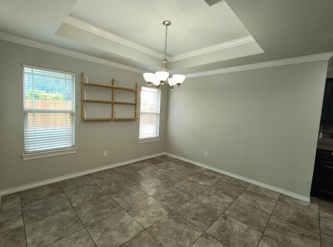 Building Photo - Elegant 3 bedroom, 2 bath home 4 minutes from Goodfellow AFB AVAILABLE NOW!