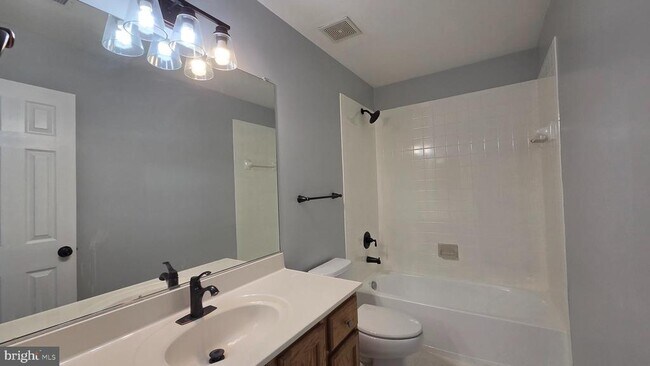 Building Photo - 7659 Shuttington Dr