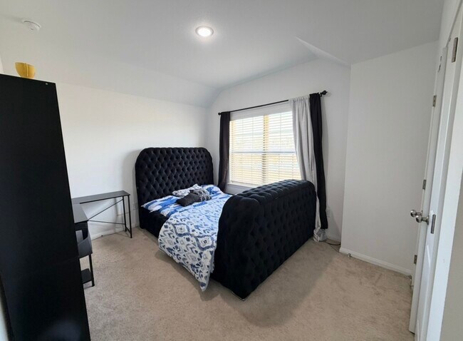 Building Photo - 21018 Milazzo Pk Trl