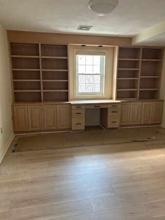 Building Photo - 50 Freedom Hollow