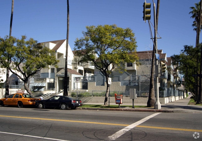 1050 S. Westmoreland - 1050 S Westmoreland Ave