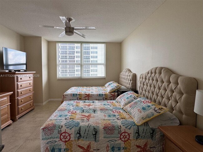 Building Photo - 2080 S Ocean Dr