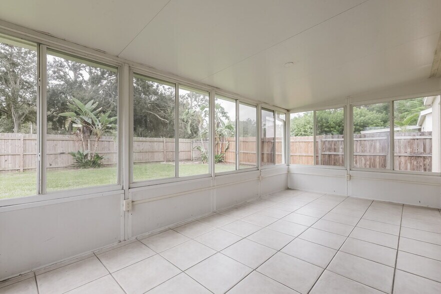 Building Photo - 12438 Dawn Vista Dr