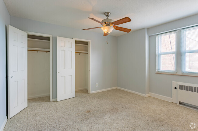 1BD, 1BA - 500-564SF - The Residences at Shaker Square