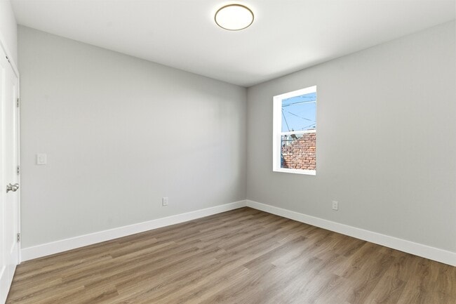 Building Photo - 5137 Master St