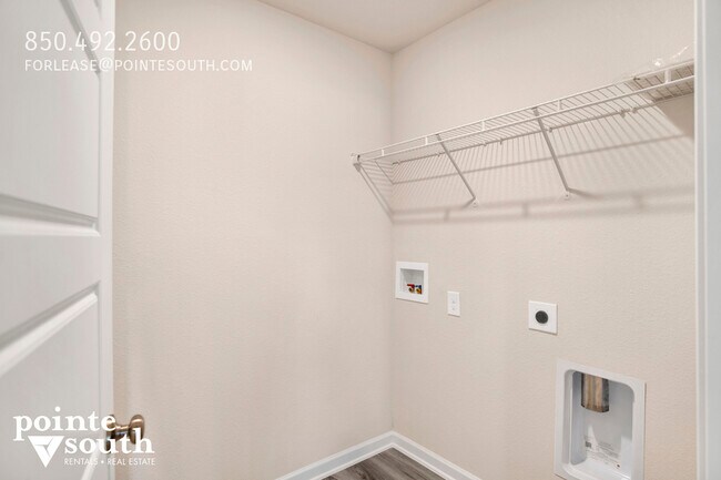 Building Photo - 32038 Lyon Rd