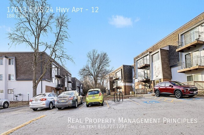 Building Photo - 17013 E US 24 Hwy Apt-12