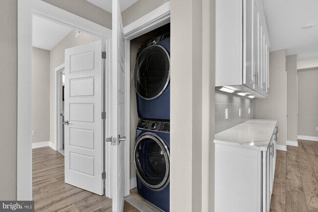 Building Photo - 2209 N Broad St