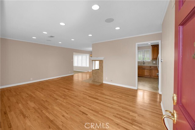 Building Photo - 10751 Allen Dr