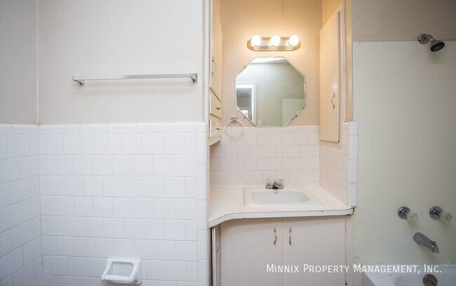 Building Photo - 3512 45th St