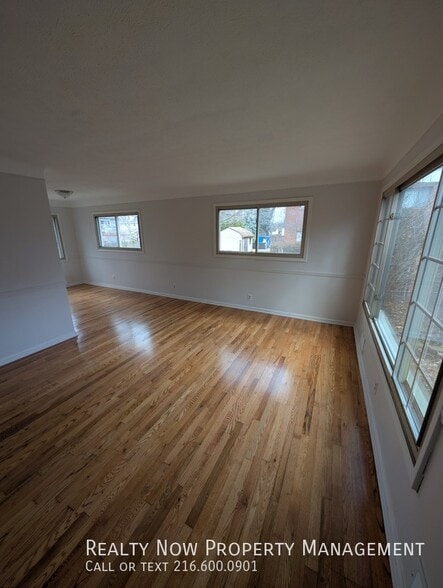 Building Photo - 15334 Triskett Rd