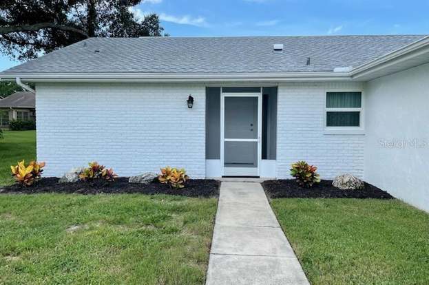 Building Photo - 1676 Caledonia Dr