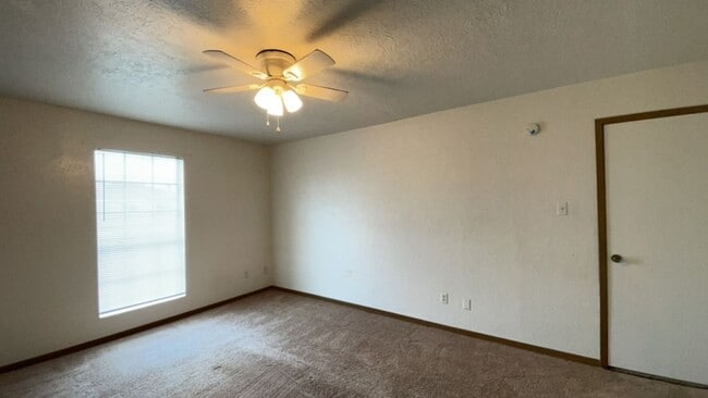 Building Photo - 8412 Glen Meadow Ln