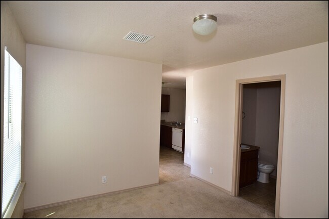 Building Photo - 14218 Rattler Point Dr