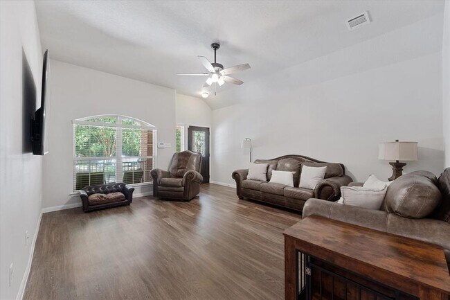 Building Photo - 3615 Spy Glass Hill Dr