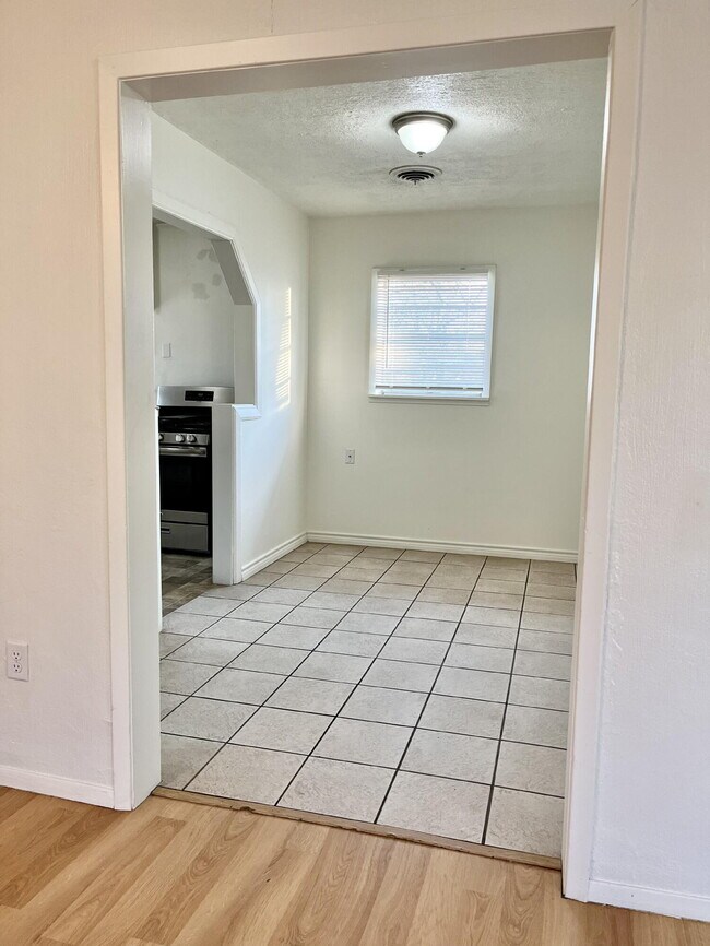 Building Photo - 2201 28th St