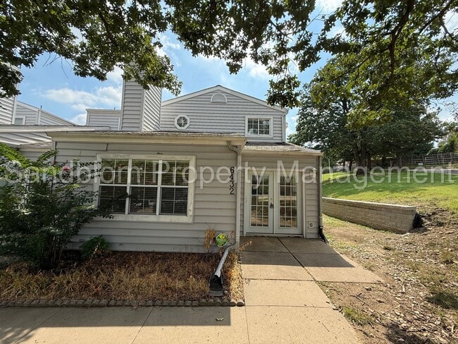 Primary Photo - For Lease | South Tulsa - Townhouse | $140...