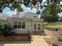 Building Photo - For Lease | South Tulsa - Townhouse | $150...