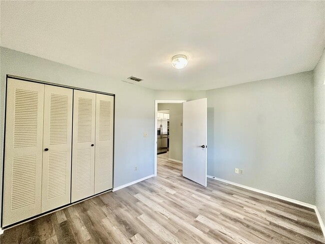 Building Photo - 7903 Waterview Way