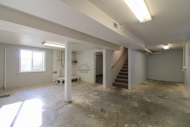 Building Photo - 2 Bedroom, 1 Bath + an Office Home in North Pasco