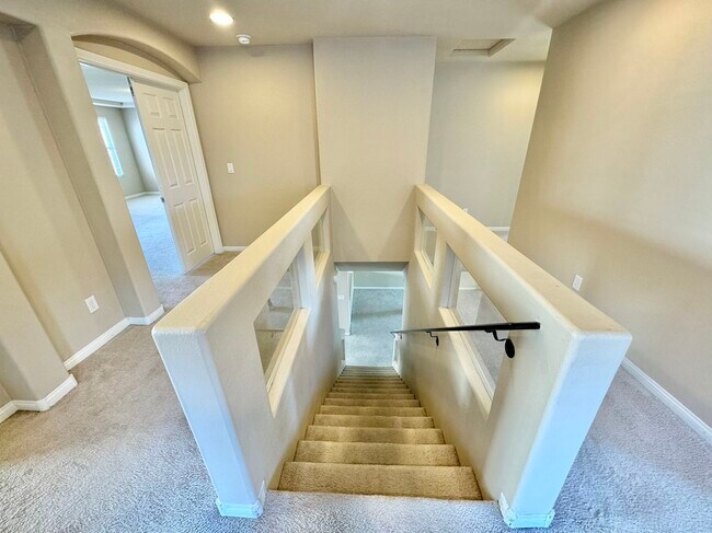 Building Photo - 8173 Crimson Creek Ct