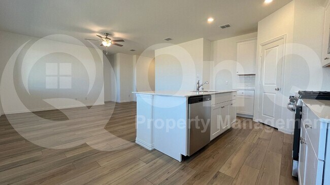 Building Photo - 1220 Ipkiss Ave