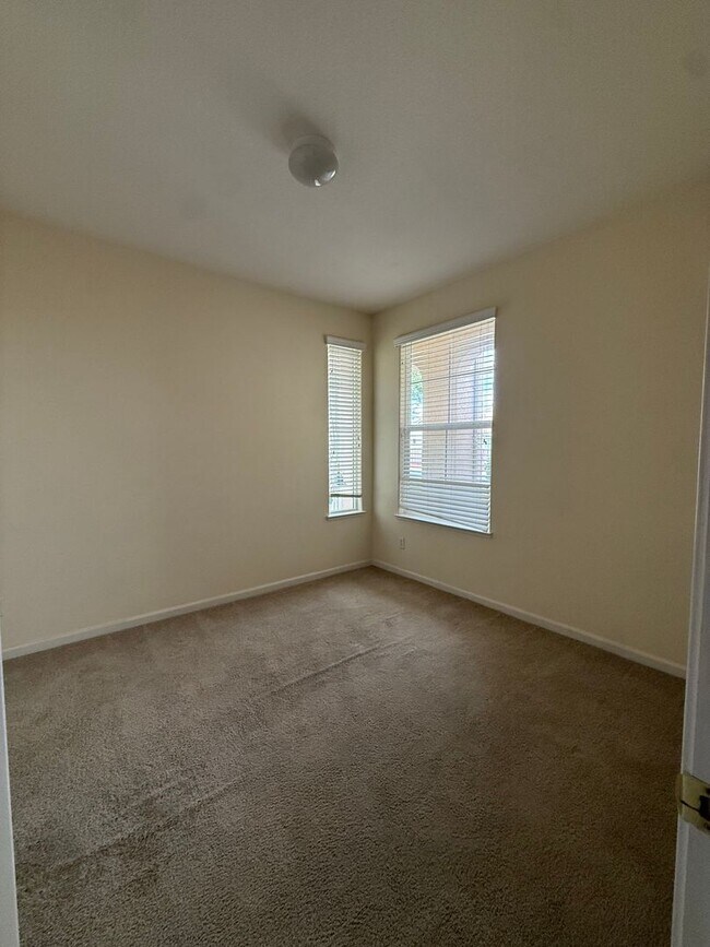 Building Photo - 3 Bed| 2 Bath | 1660 SF | Single Story | Tenant pays $175 monthly for WS&G