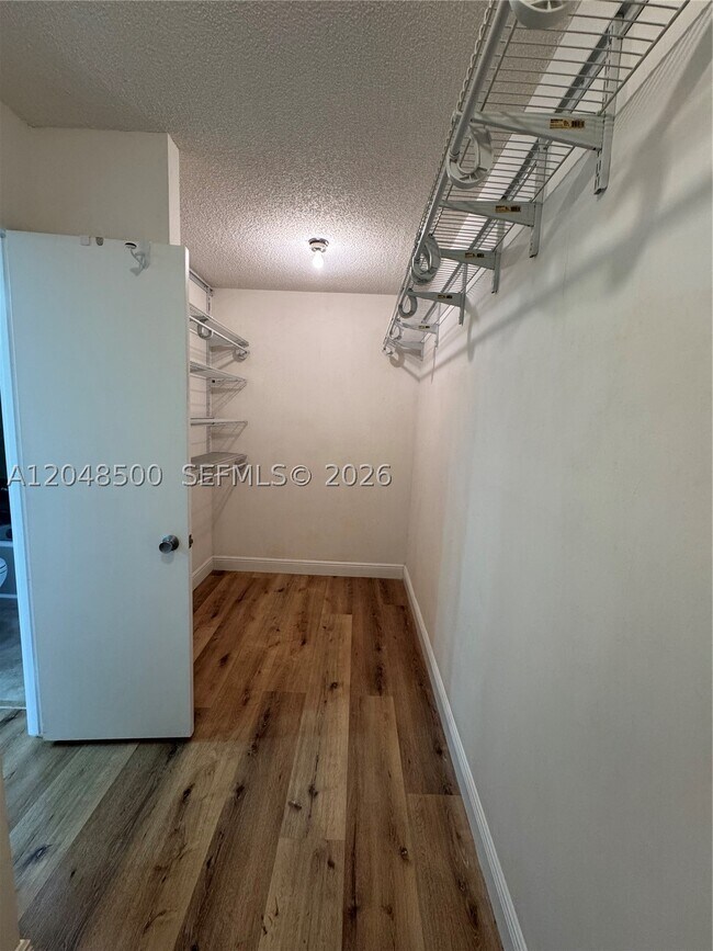 Building Photo - 10777 W Sample Rd