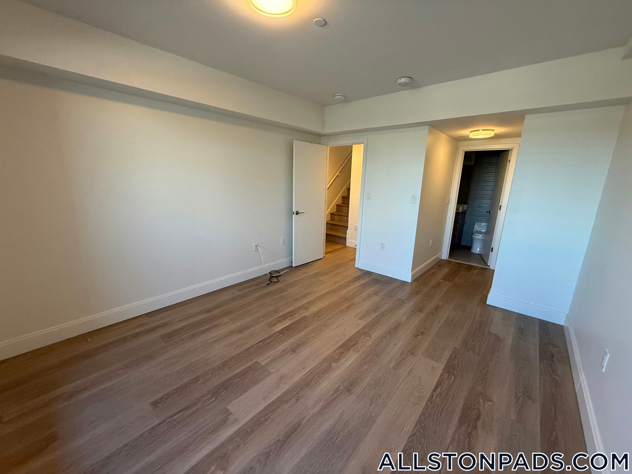 Building Photo - 1079 Commonwealth Ave