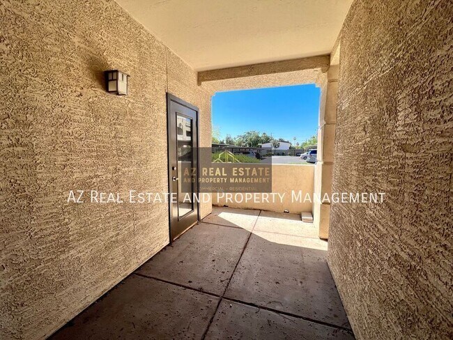 Building Photo - 5303 N 7th St