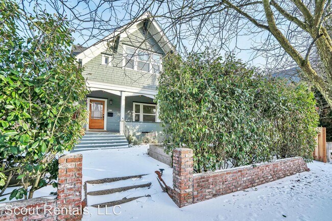 Primary Photo - 3 br, 1.5 bath House - 4936 NE Rodney Ave